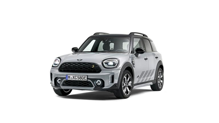 2023 Mini Cooper Countryman S in silver.